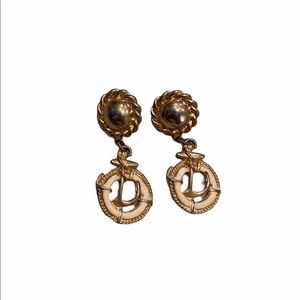 Nautical vintage earrings.